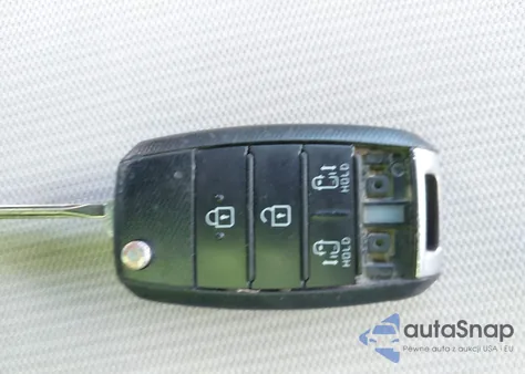 2015 Kia Sedona Lx z USA, uszkodzony, nr VIN KNDMB5C19F6071751